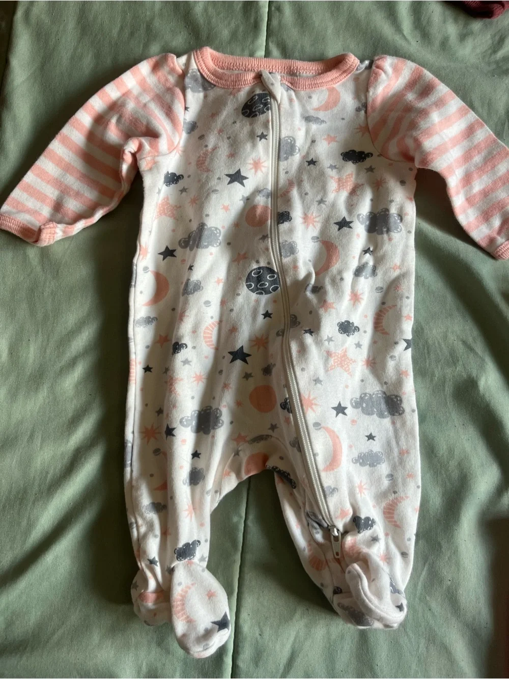 Newborn clothes